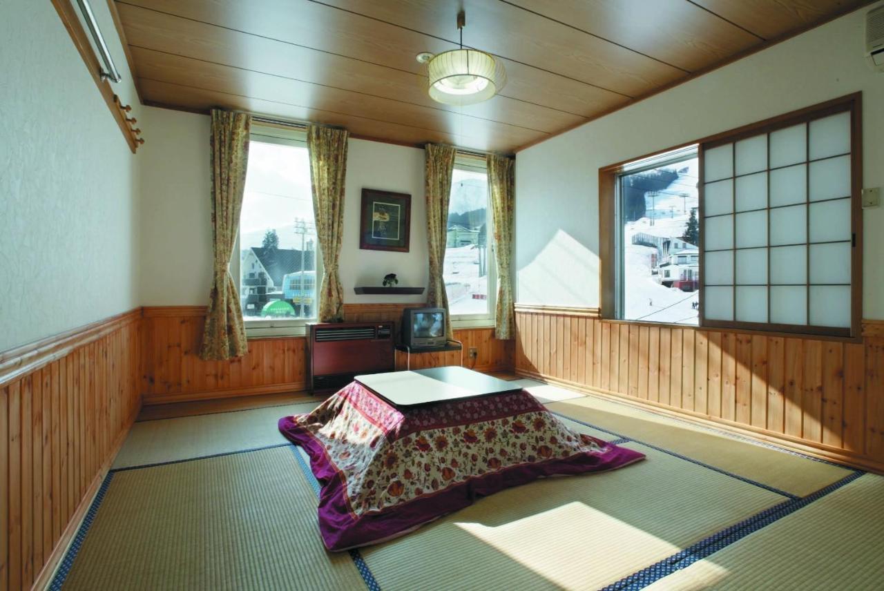 Mistral Hotel Minamiuonuma Bagian luar foto