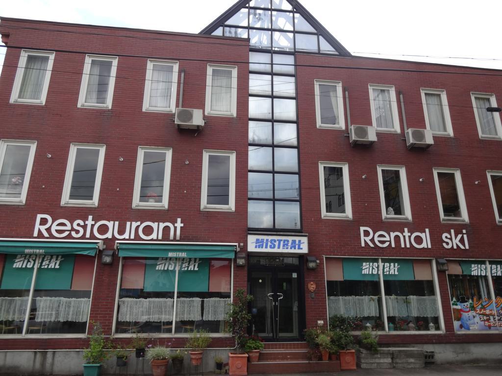 Mistral Hotel Minamiuonuma Bagian luar foto